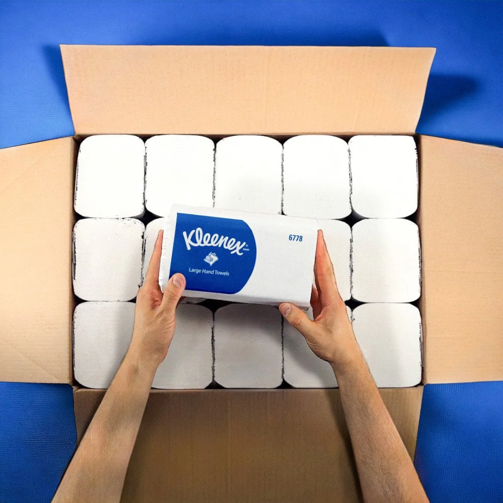 Kleenex 6778 - White Interleaved Paper Towels - Image 9